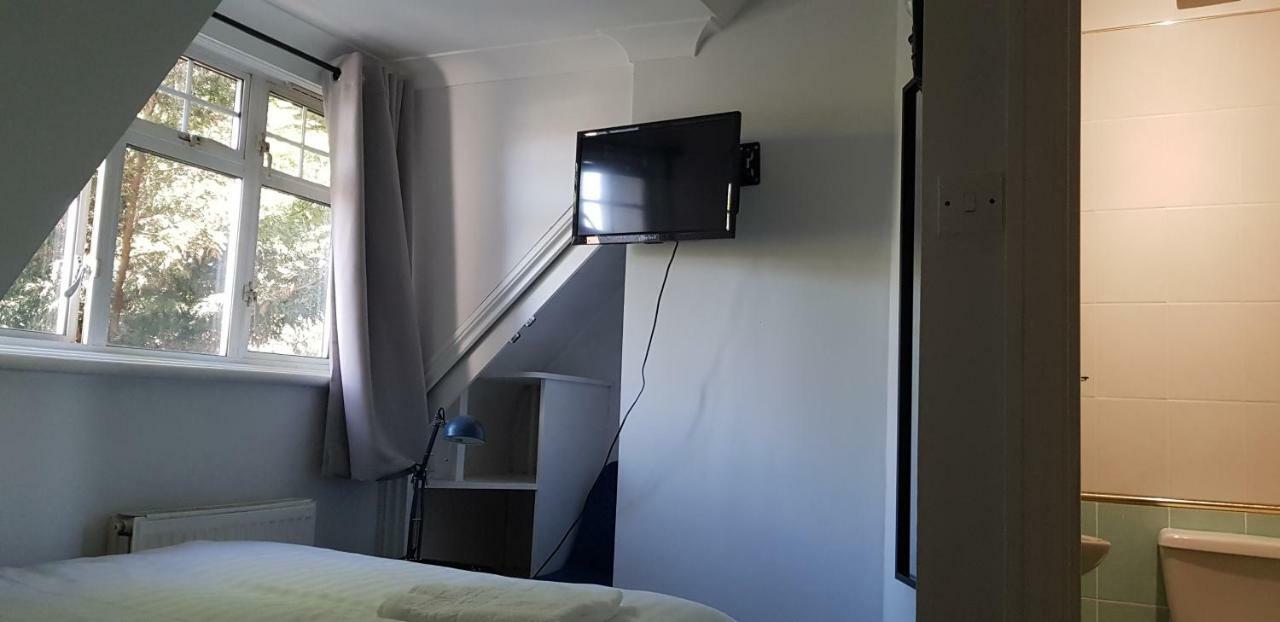 Golders Park Hotel London Bagian luar foto